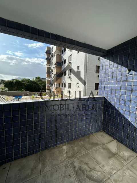 Apartamento à venda com 2 quartos, 66m² - Foto 3