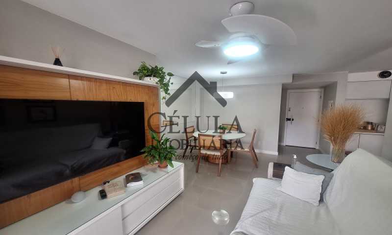 Apartamento à venda com 2 quartos, 71m² - Foto 3