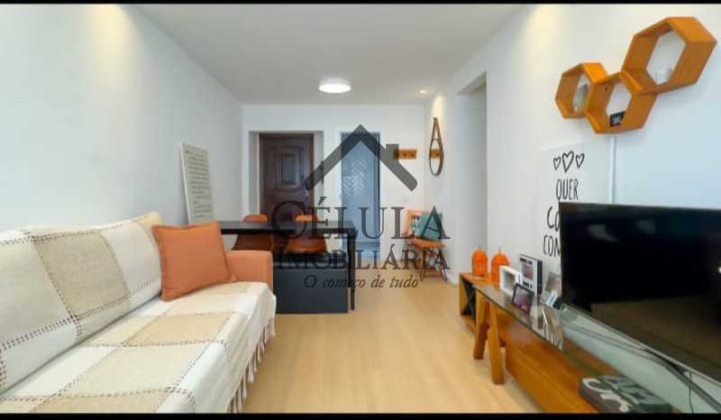 Apartamento à venda com 2 quartos, 65m² - Foto 2