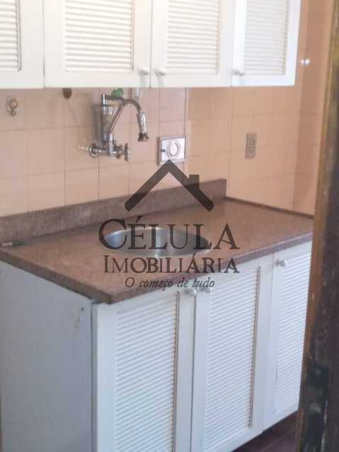 Apartamento à venda com 2 quartos, 75m² - Foto 21