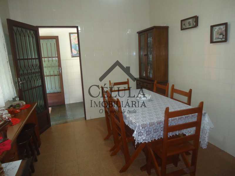 Casa de Condomínio à venda com 2 quartos, 221m² - Foto 14