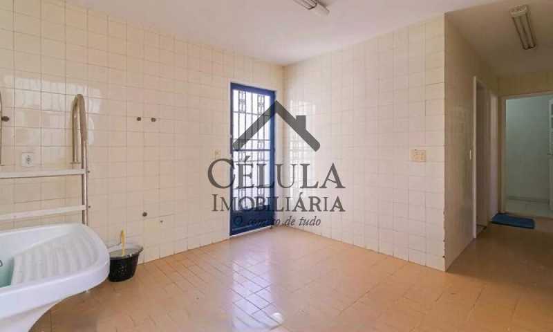 Casa de Vila à venda com 5 quartos, 358m² - Foto 23