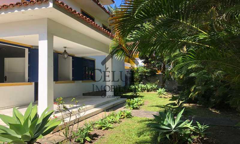 Casa de Vila à venda com 5 quartos, 358m² - Foto 25