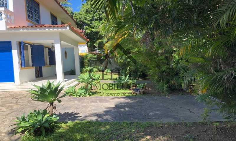 Casa de Vila à venda com 5 quartos, 358m² - Foto 27