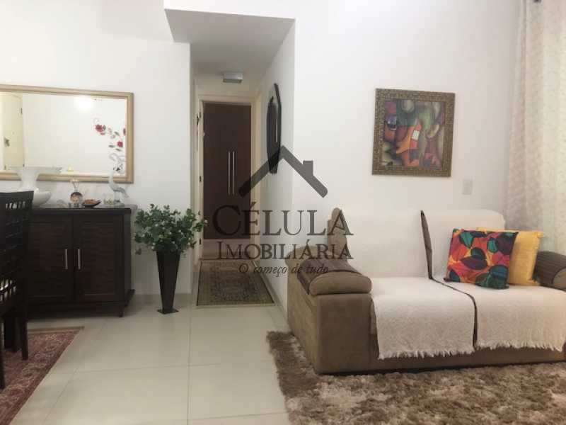 Apartamento à venda com 2 quartos, 72m² - Foto 1