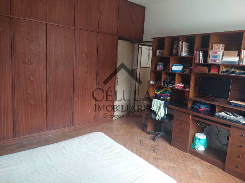 Casa à venda com 4 quartos, 670m² - Foto 13