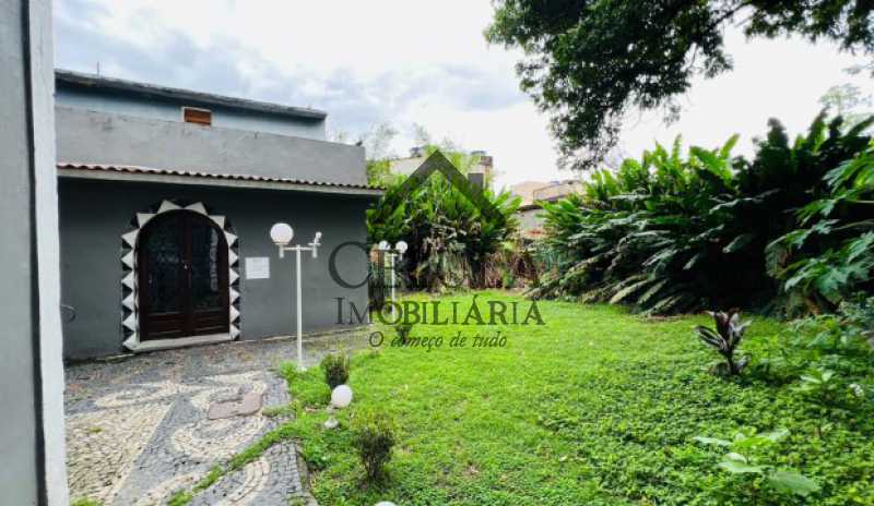 Casa de Vila à venda com 3 quartos, 610m² - Foto 6