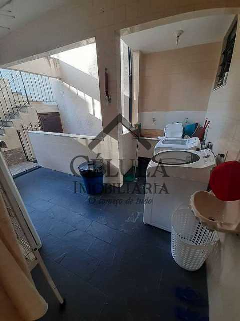 Casa de Condomínio à venda com 4 quartos, 498m² - Foto 4