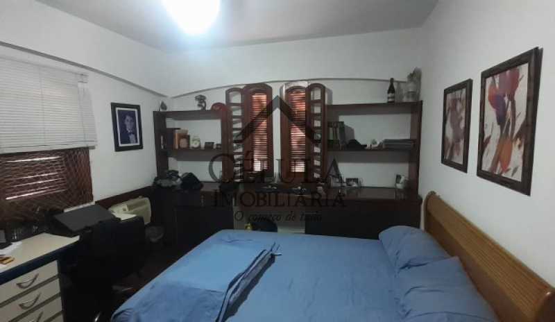 Casa de Condomínio à venda com 4 quartos, 274m² - Foto 15