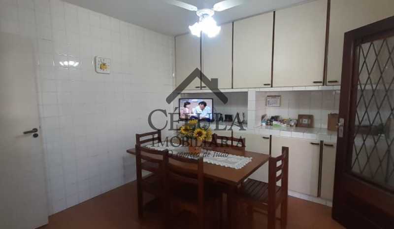 Casa de Condomínio à venda com 4 quartos, 274m² - Foto 26