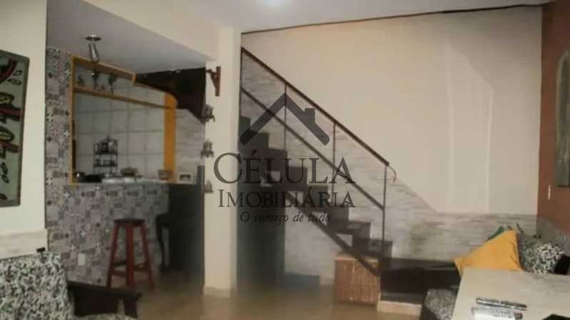 Casa de Vila à venda com 2 quartos, 70m² - Foto 2