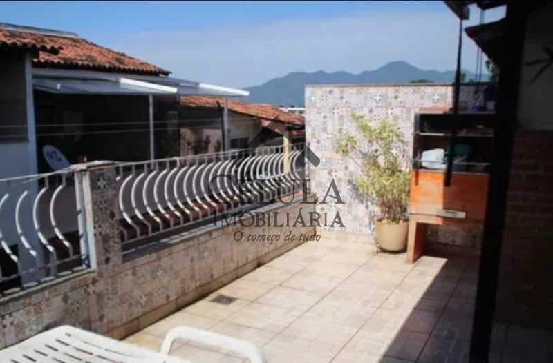 Casa de Vila à venda com 2 quartos, 70m² - Foto 1