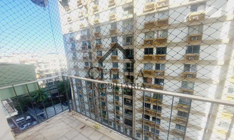 Apartamento à venda com 3 quartos, 118m² - Foto 2