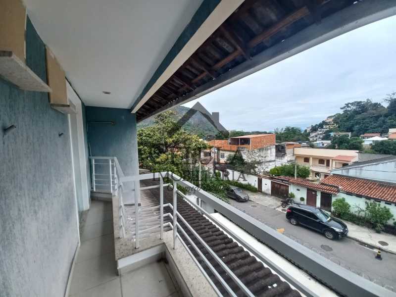 Casa de Condomínio à venda com 3 quartos, 183m² - Foto 2