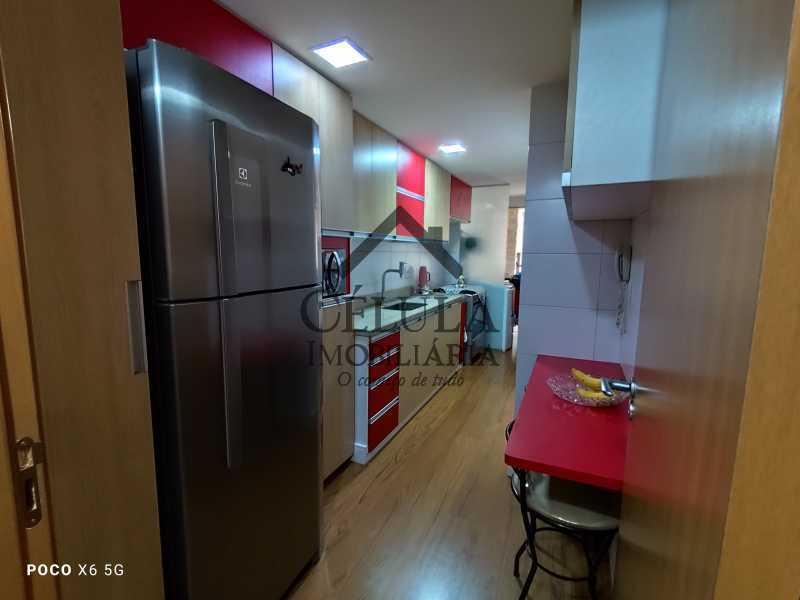 Apartamento à venda com 3 quartos, 130m² - Foto 10