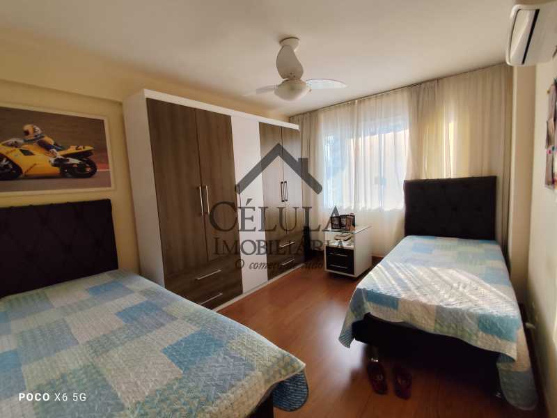 Apartamento à venda com 3 quartos, 130m² - Foto 15