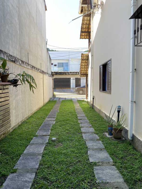 Casa de Condomínio à venda com 4 quartos, 400m² - Foto 14