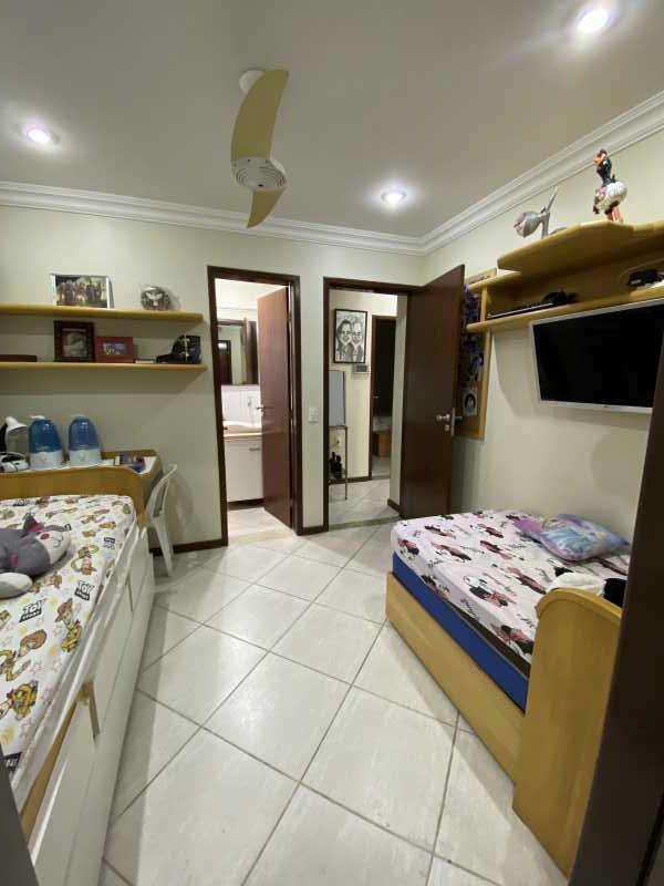 Casa de Condomínio à venda com 4 quartos, 400m² - Foto 21