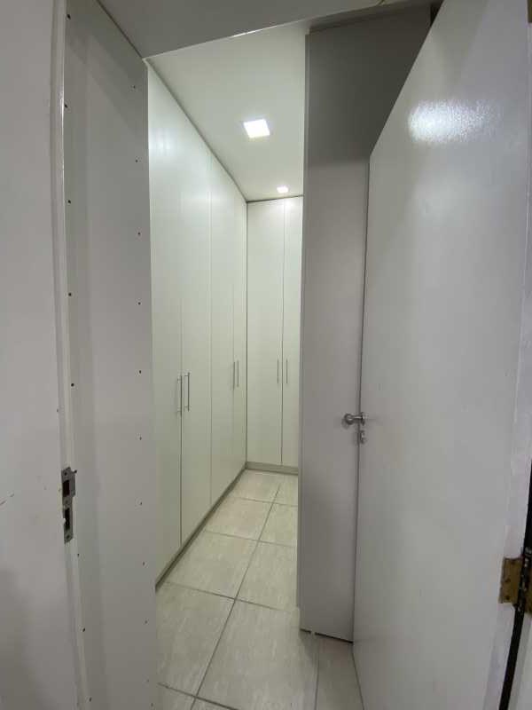 Casa de Condomínio à venda com 4 quartos, 400m² - Foto 25