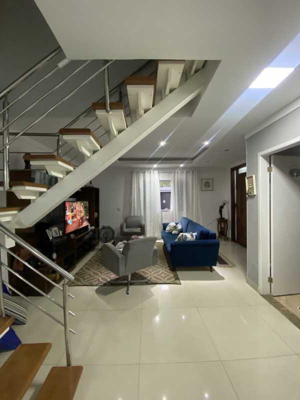 Casa de Condomínio à venda com 3 quartos, 250m² - Foto 5