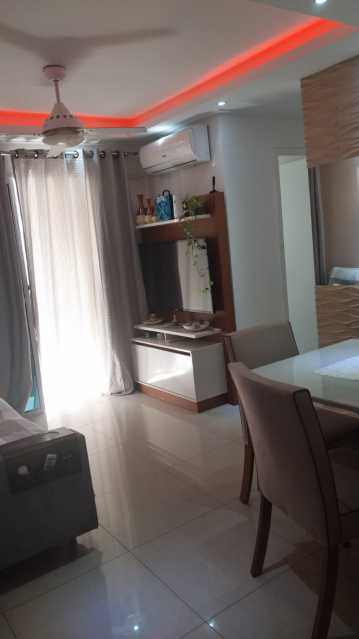 Apartamento à venda com 2 quartos, 56m² - Foto 1