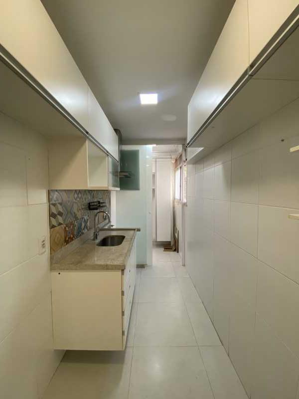 Apartamento à venda com 2 quartos, 48m² - Foto 11