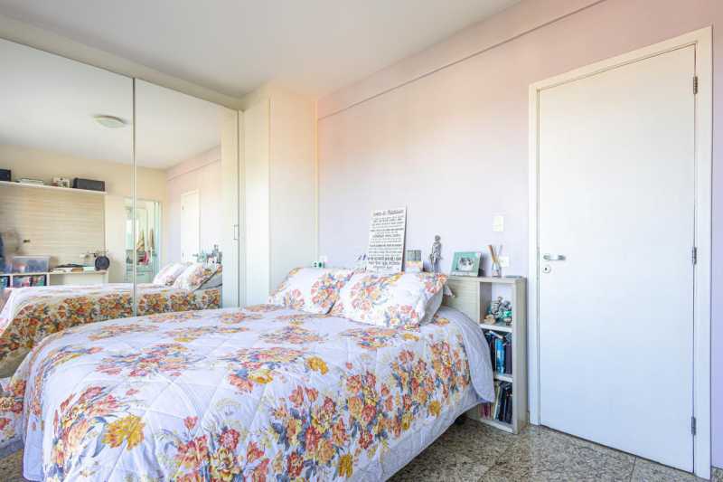 Apartamento à venda com 2 quartos, 105m² - Foto 9