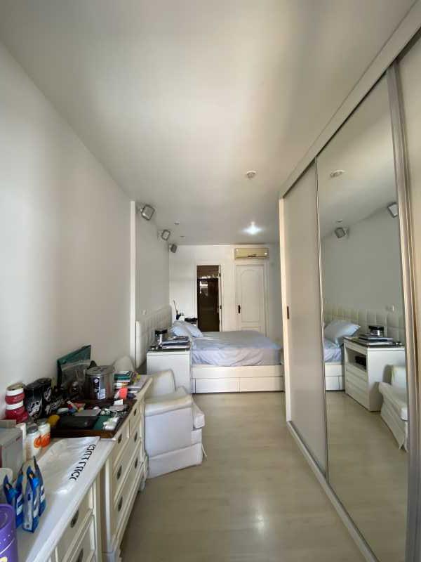 Cobertura à venda com 4 quartos, 301m² - Foto 13