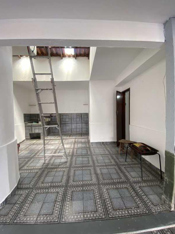 Casa à venda com 2 quartos, 120m² - Foto 15