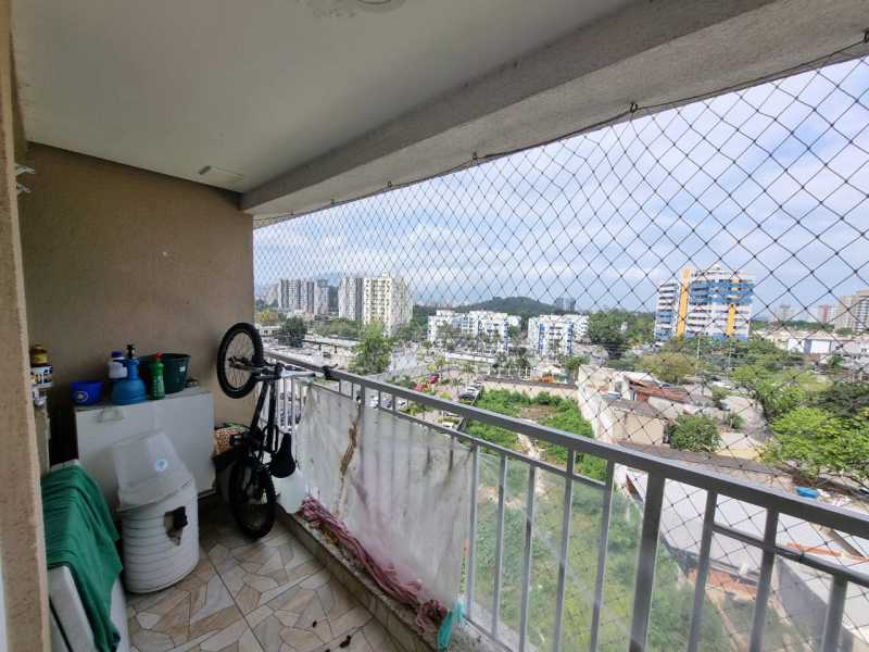 Apartamento à venda com 2 quartos, 68m² - Foto 7