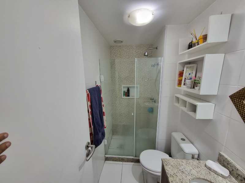 Apartamento à venda com 2 quartos, 68m² - Foto 17