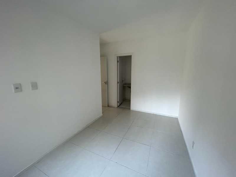 Apartamento à venda com 2 quartos, 60m² - Foto 13