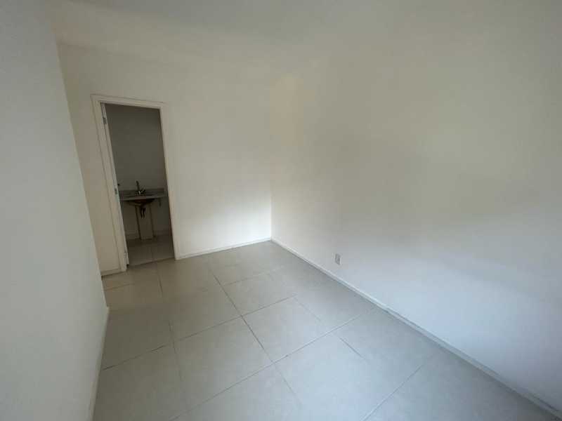 Apartamento à venda com 2 quartos, 60m² - Foto 14