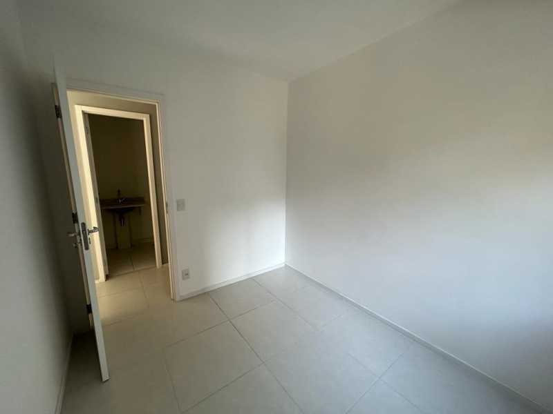 Apartamento à venda com 2 quartos, 60m² - Foto 20