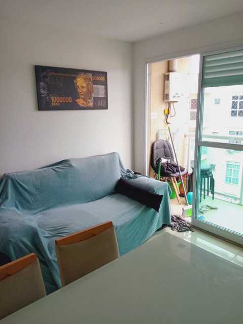 Apartamento à venda com 1 quarto, 38m² - Foto 2