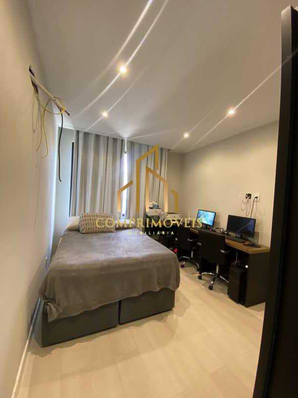 Casa à venda com 3 quartos, 380m² - Foto 8