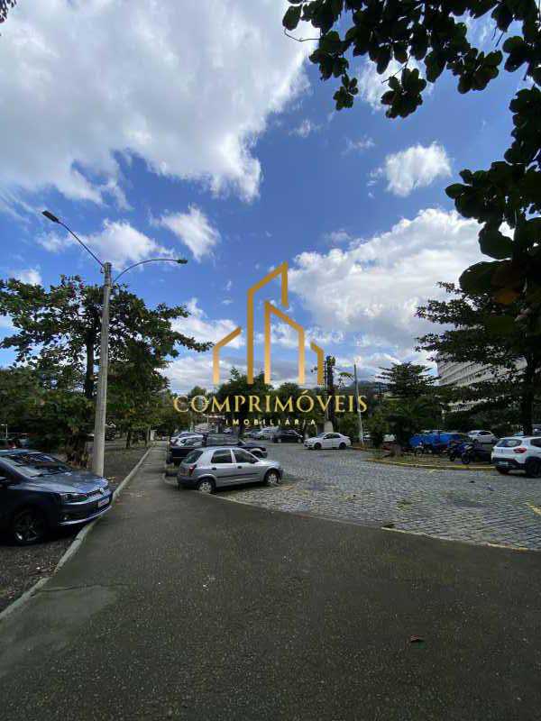 Apartamento à venda com 2 quartos, 56m² - Foto 13