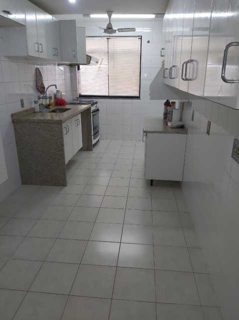 Apartamento à venda com 4 quartos, 172m² - Foto 5