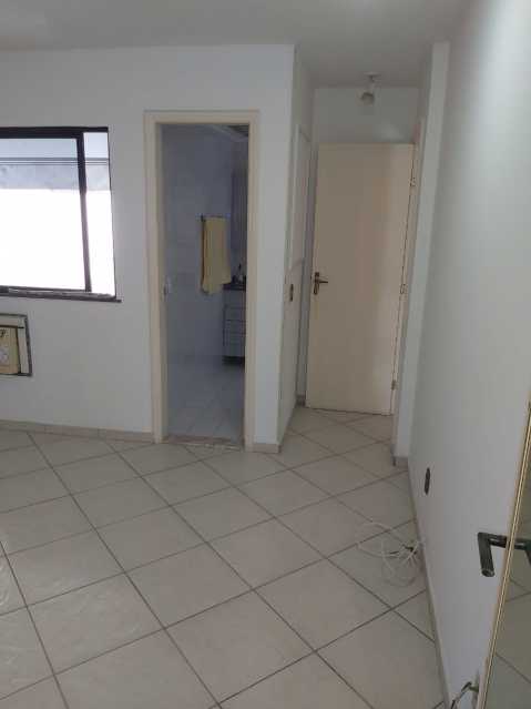 Apartamento à venda com 4 quartos, 172m² - Foto 10