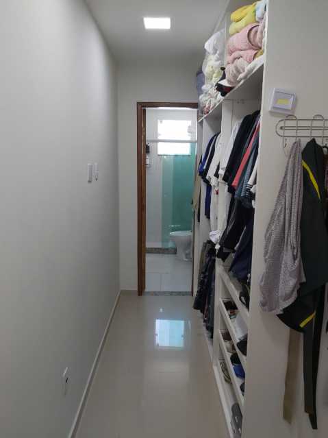 Casa de Condomínio para alugar com 3 quartos, 225m² - Foto 10