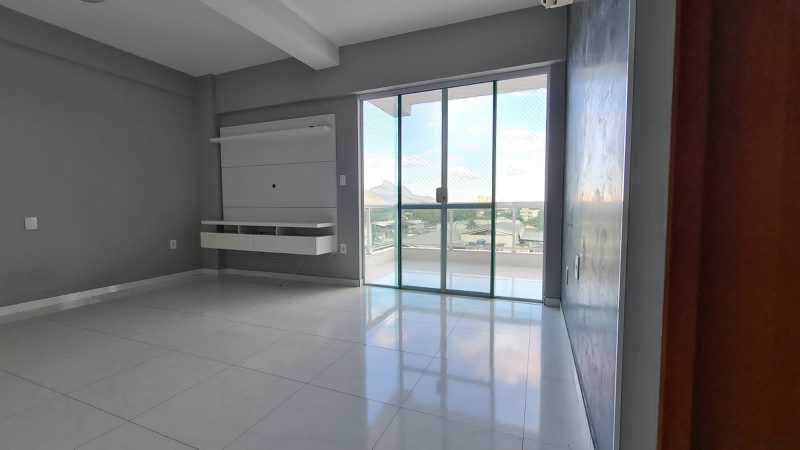 Apartamento à venda com 2 quartos, 72m² - Foto 11