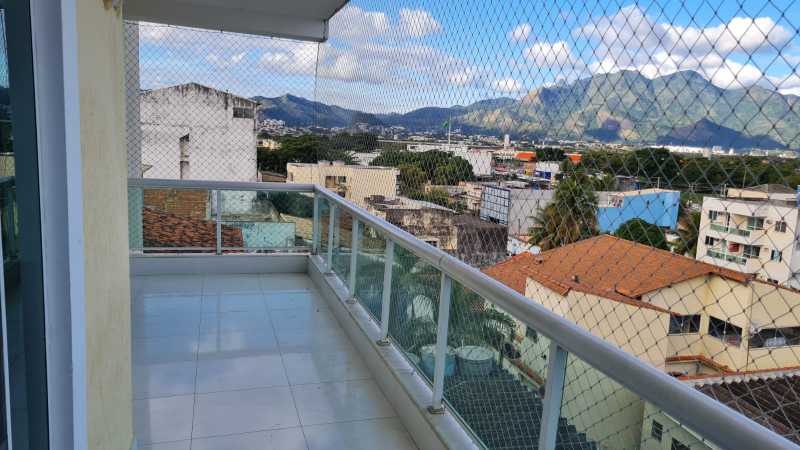 Apartamento à venda com 2 quartos, 72m² - Foto 14