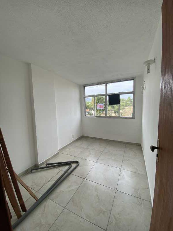 Apartamento à venda com 2 quartos, 60m² - Foto 3