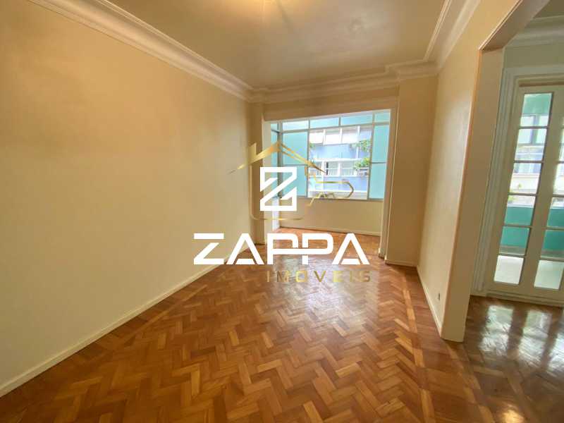 Apartamento à venda com 3 quartos, 121m² - Foto 4