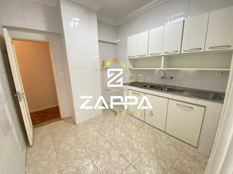 Apartamento à venda com 3 quartos, 121m² - Foto 20