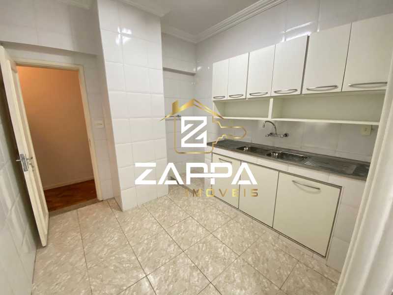 Apartamento à venda com 3 quartos, 121m² - Foto 21