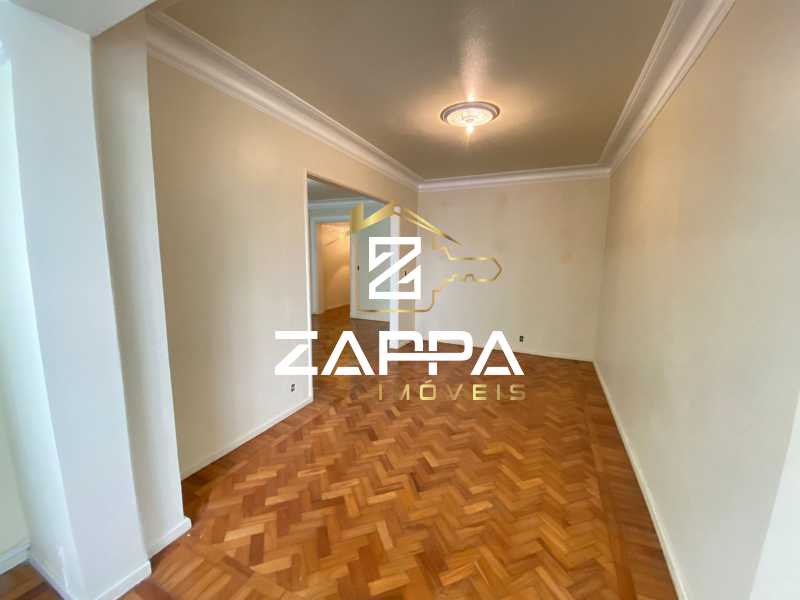 Apartamento à venda com 3 quartos, 121m² - Foto 13