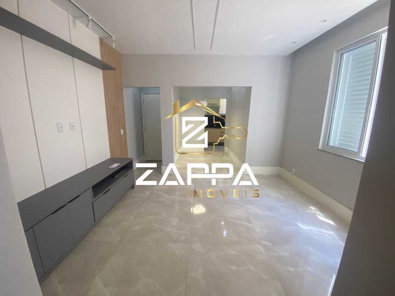 Apartamento à venda com 2 quartos, 78m² - Foto 19