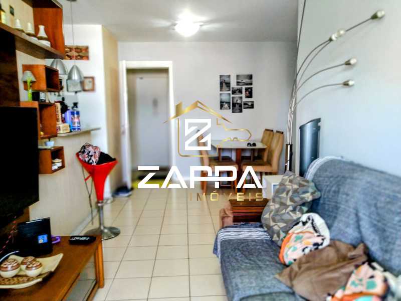 Apartamento à venda com 2 quartos, 65m² - Foto 4