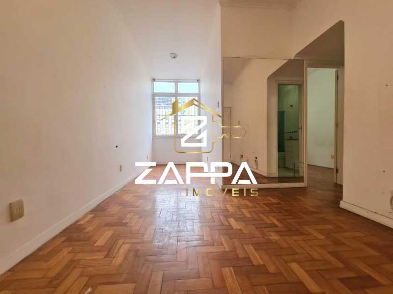 Apartamento à venda com 1 quarto, 50m² - Foto 1